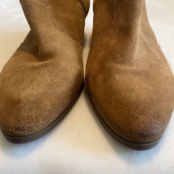 Vince Camuto Suede Tan Booties 10 - Picture 5 of 9